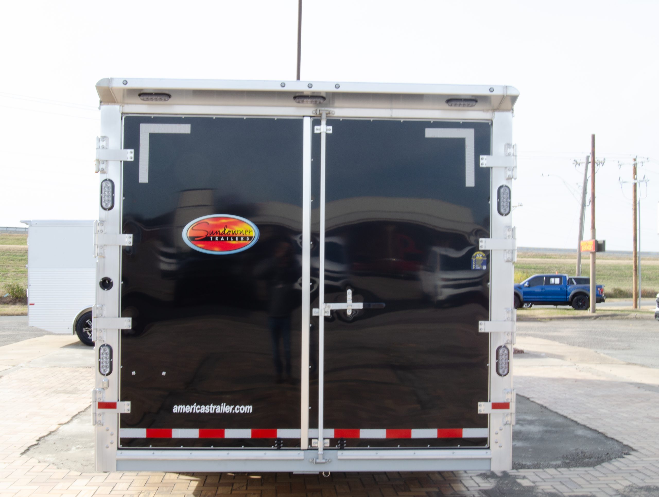 24' Cargo - Image 10